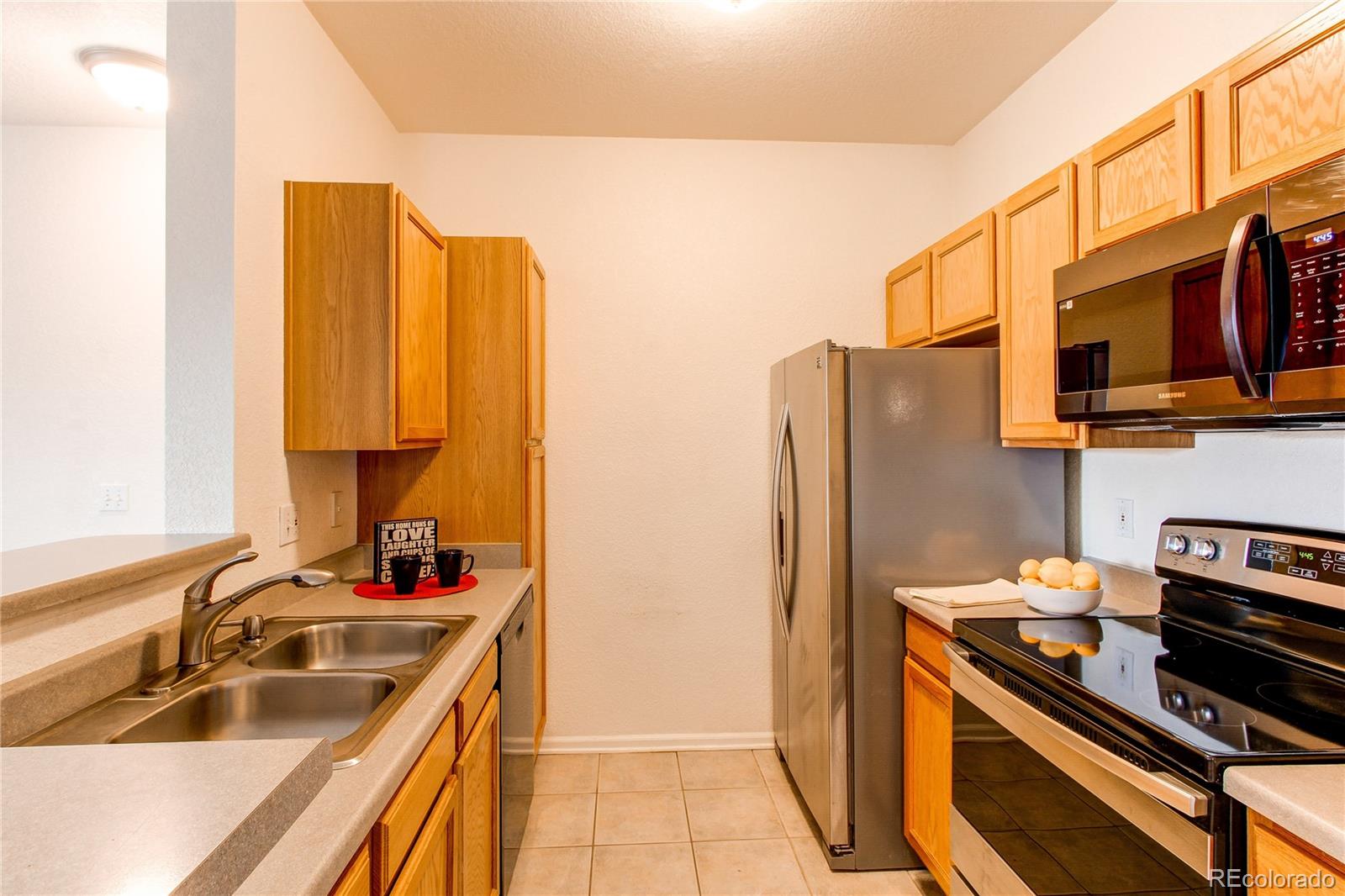 908 S Yampa Street Aurora CO 80017