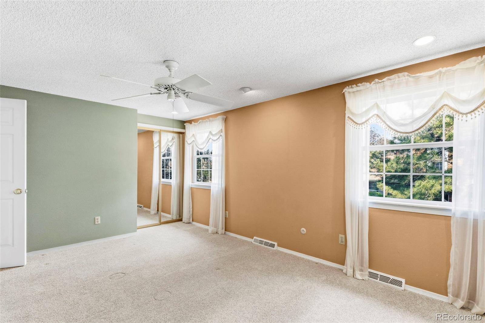 8752 E Amherst Drive Denver CO 80231
