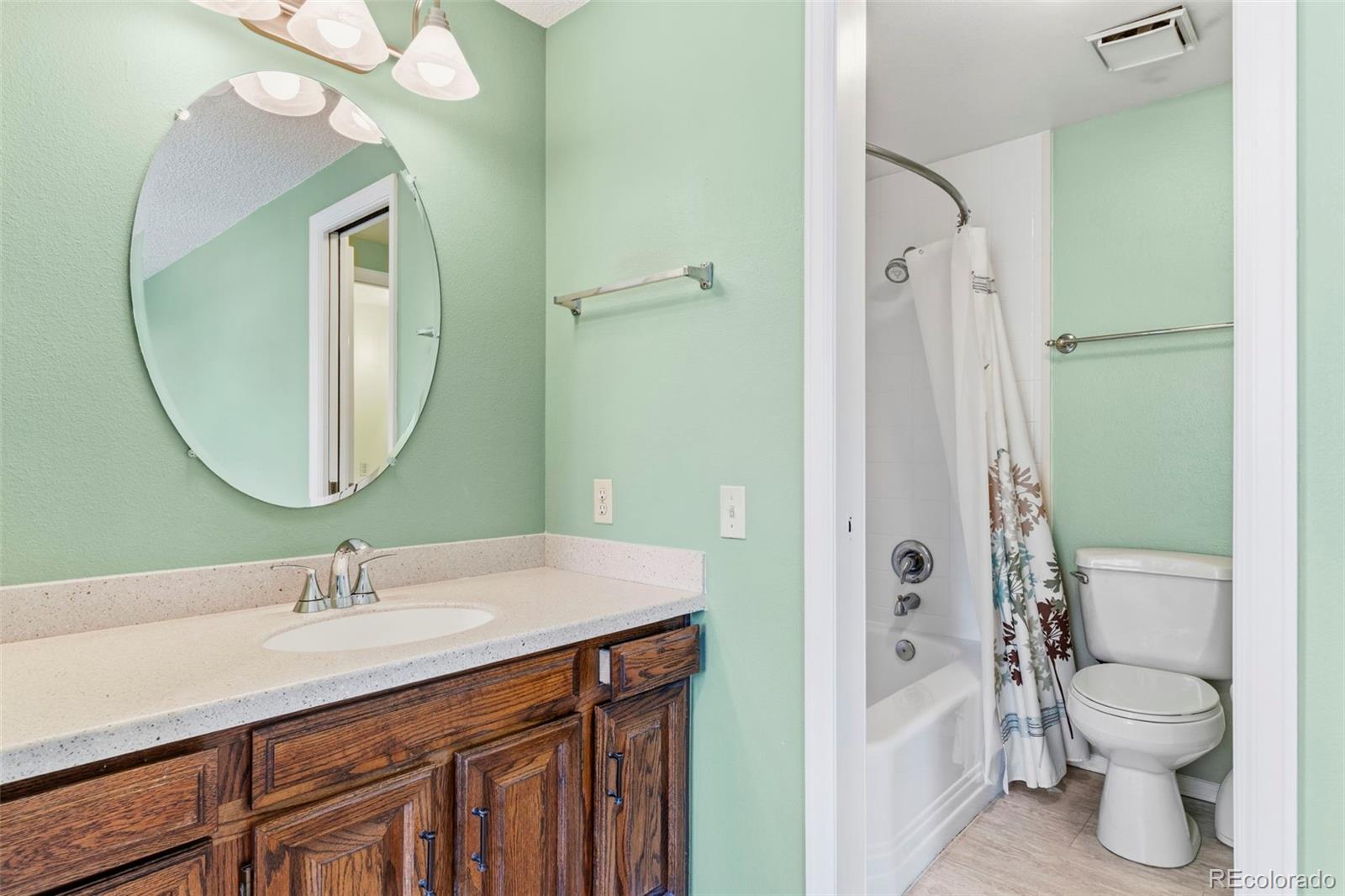 8752 E Amherst Drive Denver CO 80231