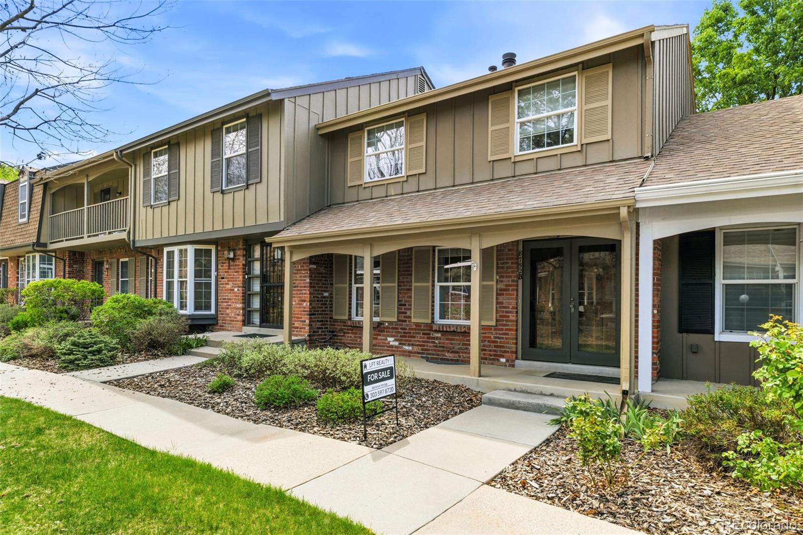 8752 E Amherst Drive Denver CO 80231