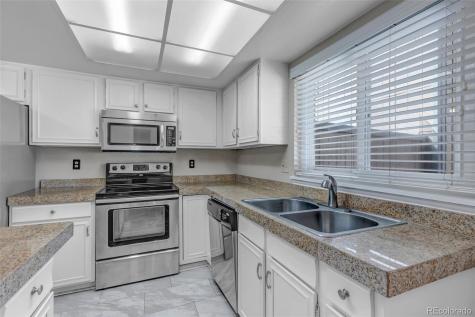 2419 S Worchester Court Aurora CO 80014