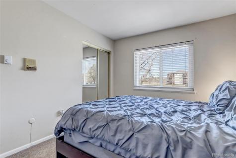 2419 S Worchester Court Aurora CO 80014