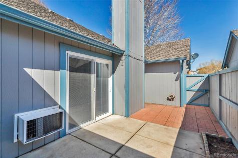 2419 S Worchester Court Aurora CO 80014