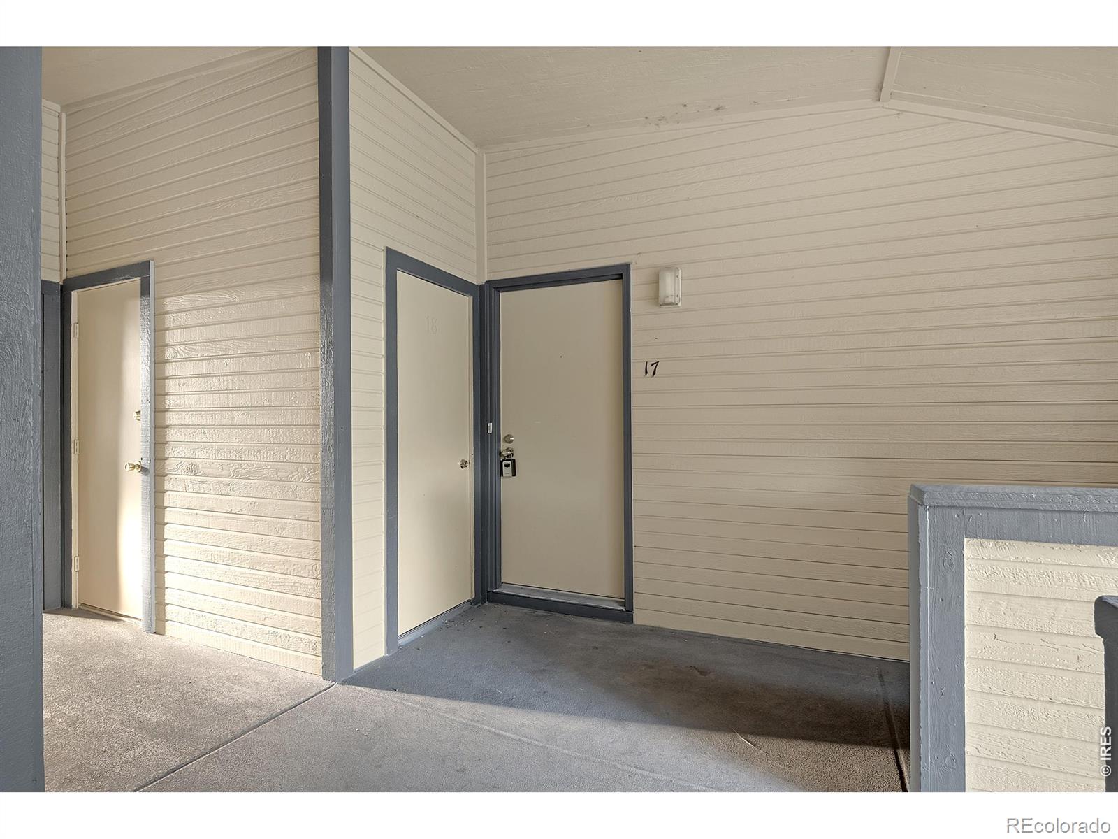 467 S Memphis Way Aurora CO 80017