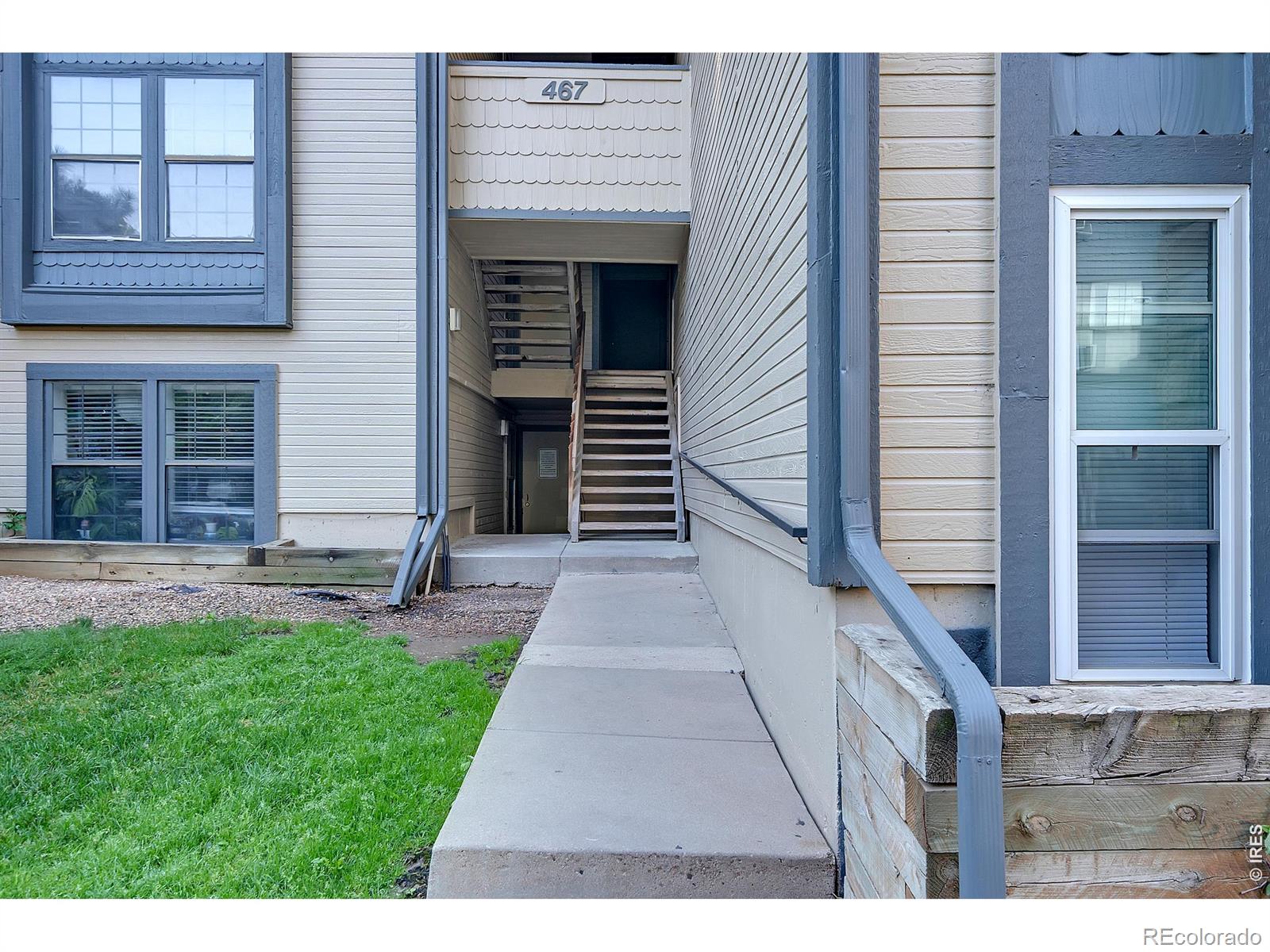 467 S Memphis Way Aurora CO 80017
