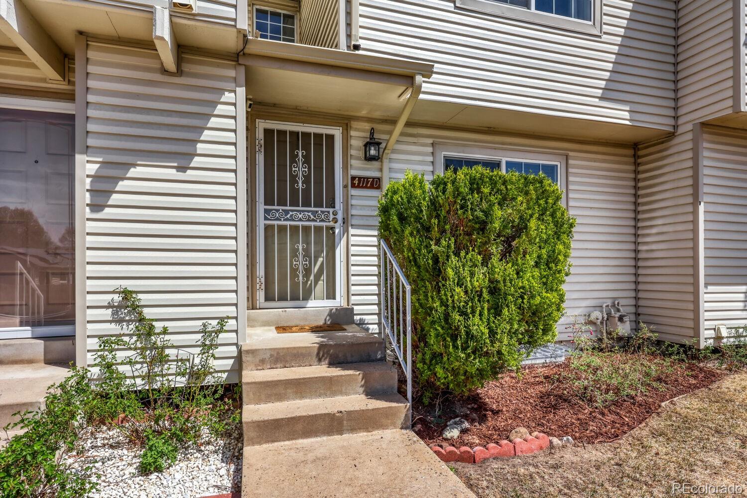 4117 S Mobile Circle Aurora CO 80013