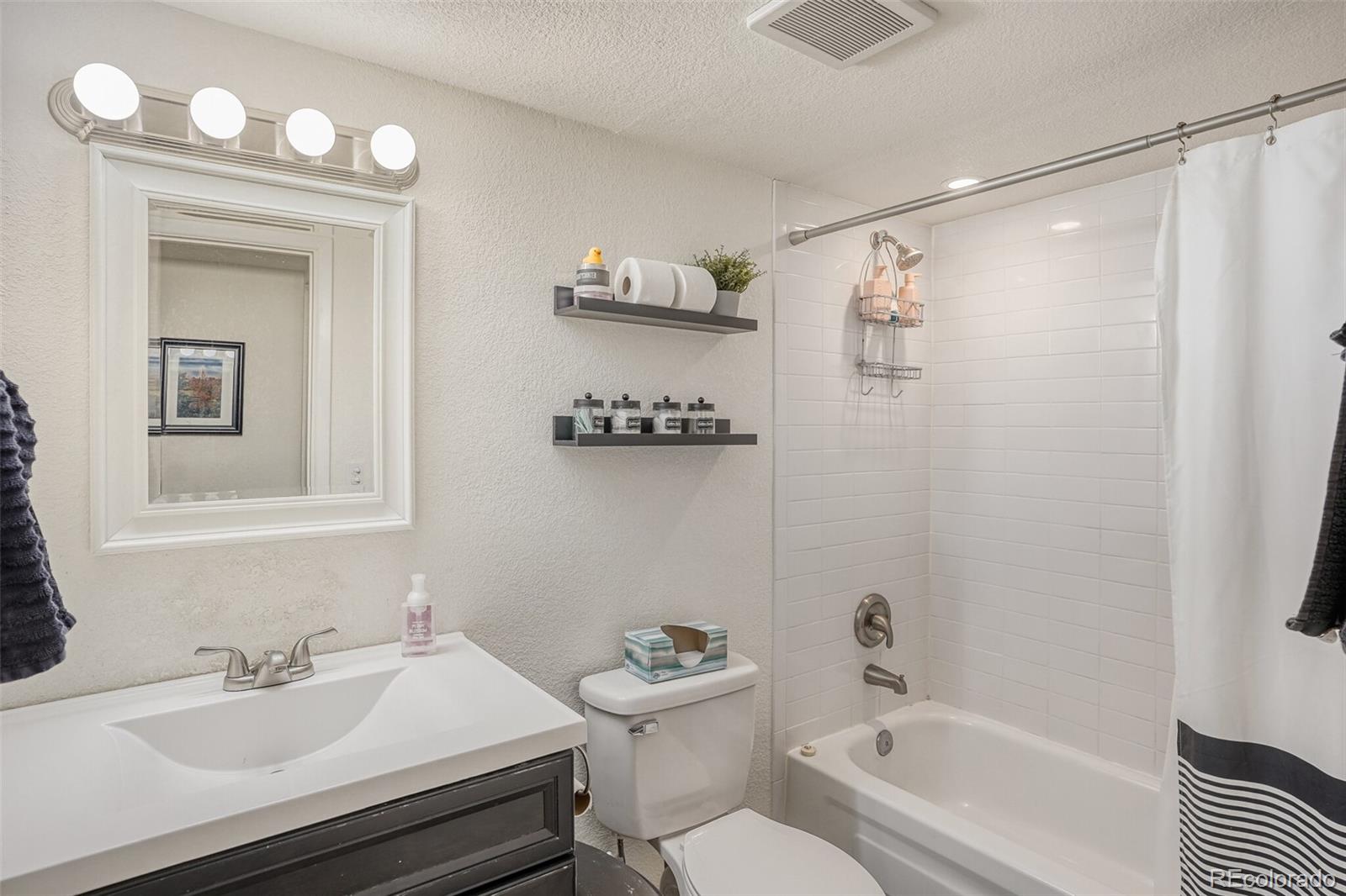 3460 S Eagle Street Aurora CO 80014