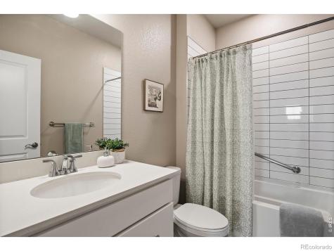 4195 N Park Drive Loveland CO 80538