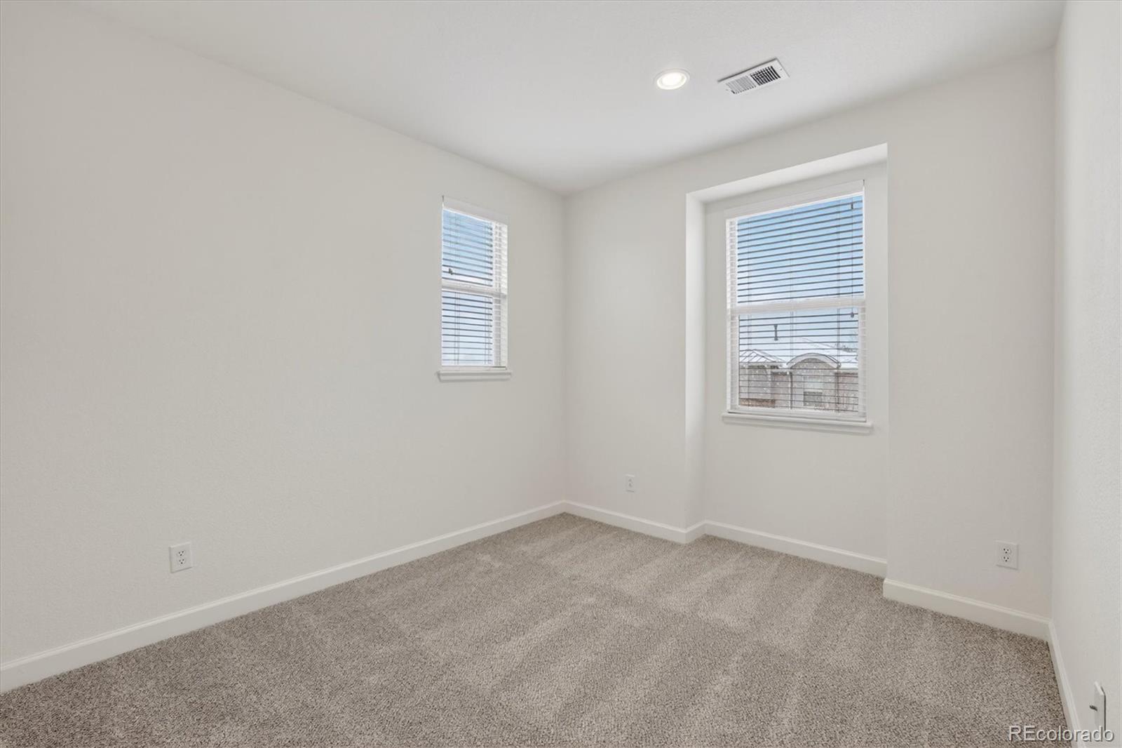 6377 S Xanadu Way Englewood CO 80111