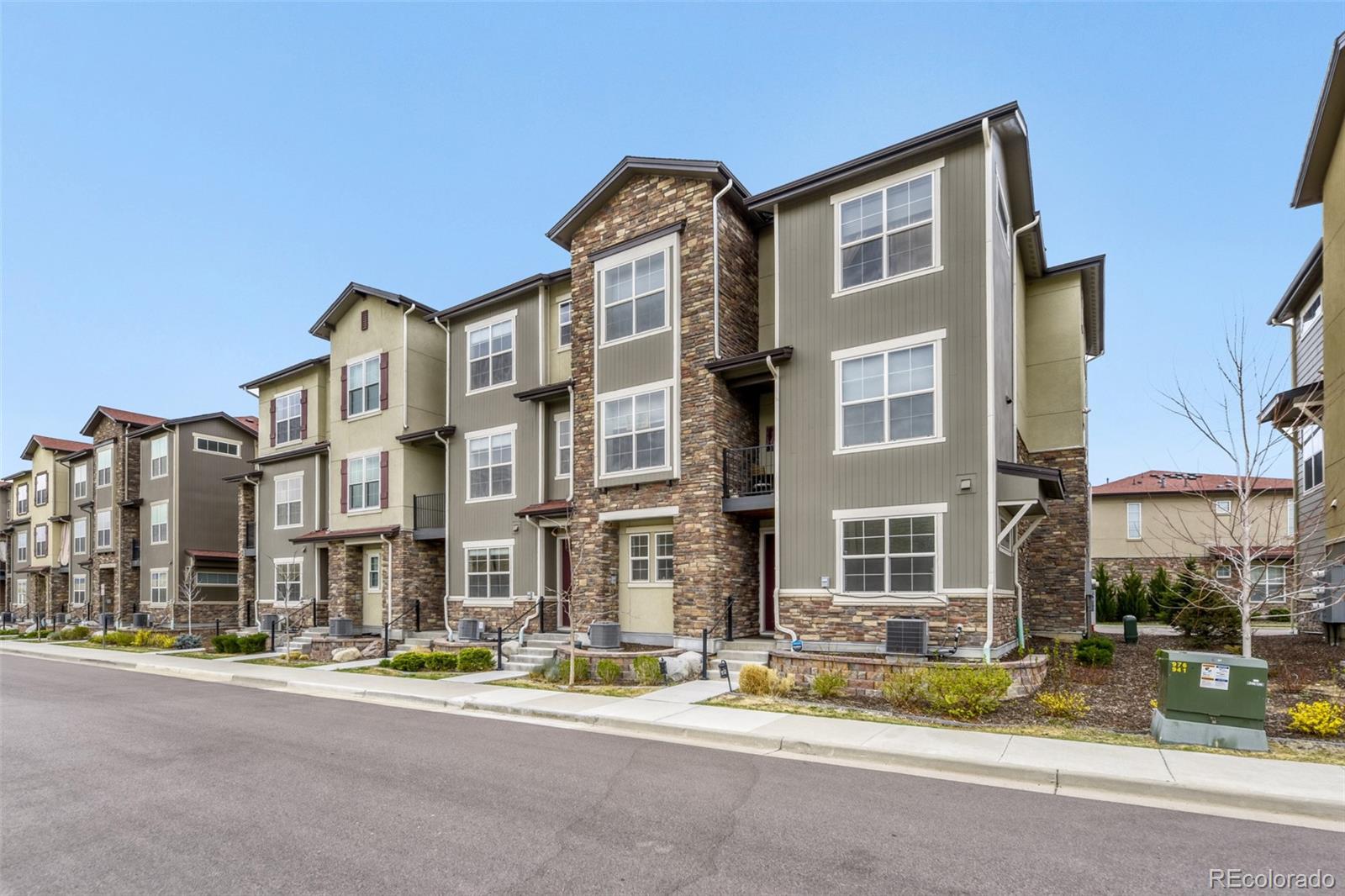 2220 Santini Trail Littleton CO 80129