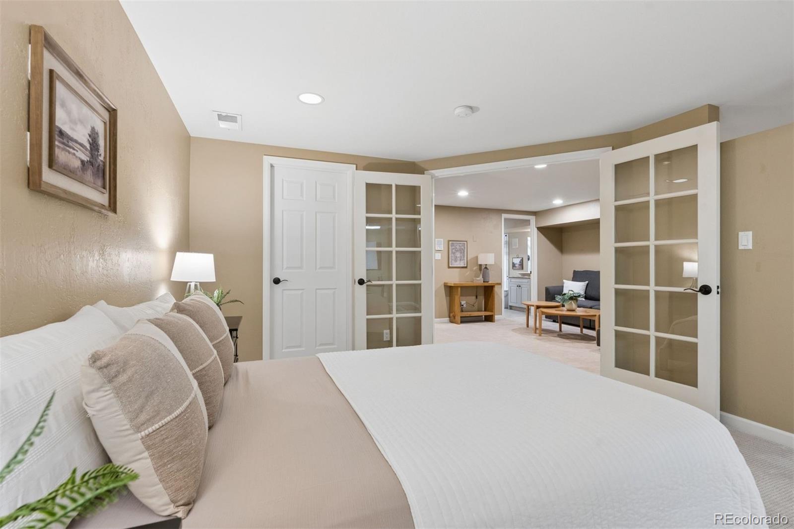 498 Columbine Street Denver CO 80206