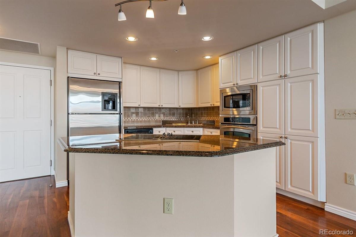 8100 E Union Avenue Denver CO 80237