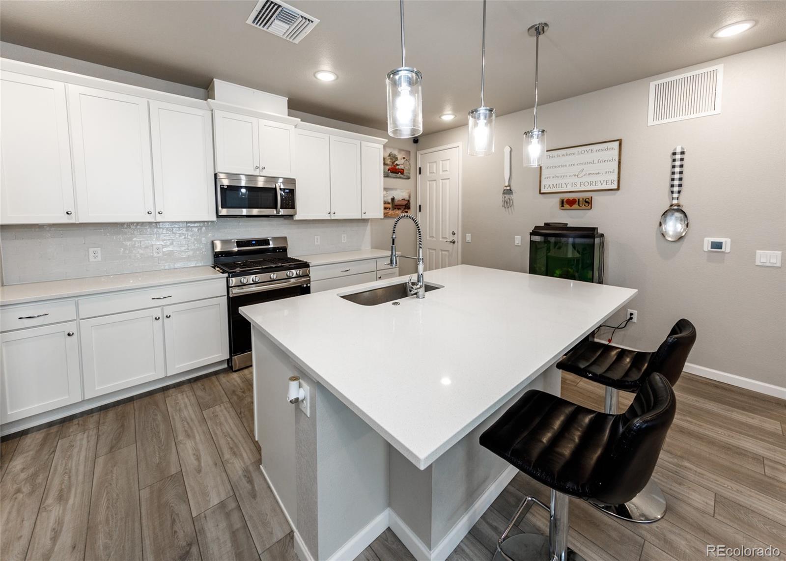 6153 N Ceylon Street Denver CO 80249