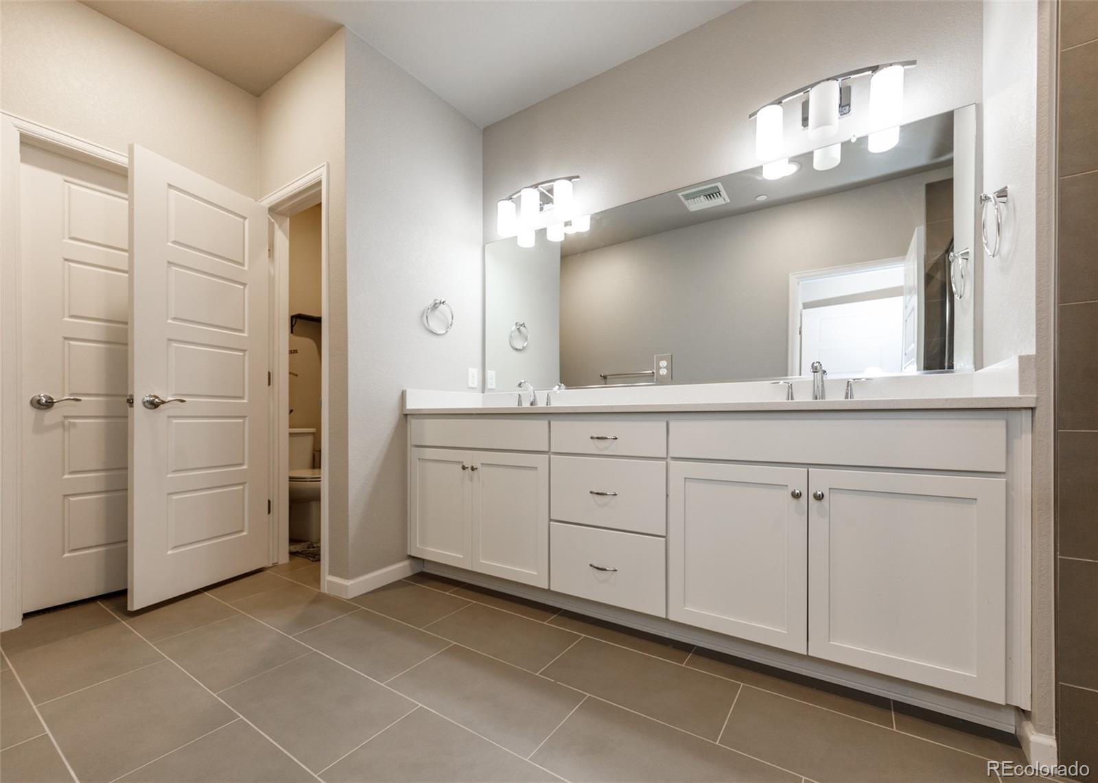 6153 N Ceylon Street Denver CO 80249