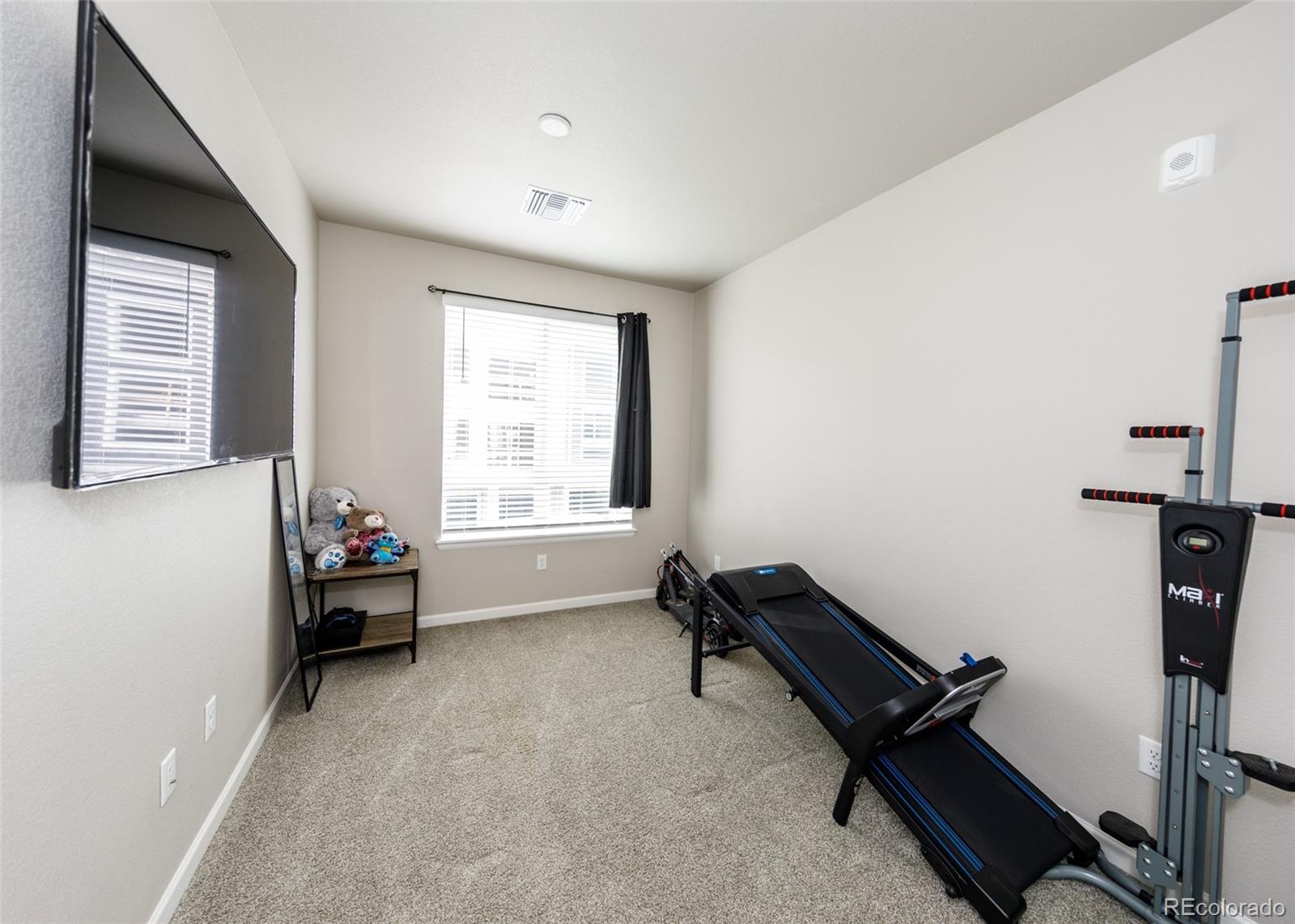 6153 N Ceylon Street Denver CO 80249