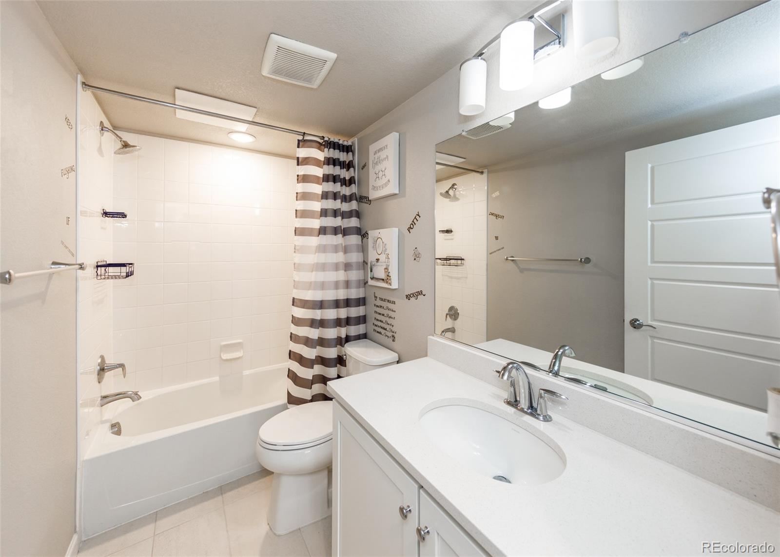 6153 N Ceylon Street Denver CO 80249