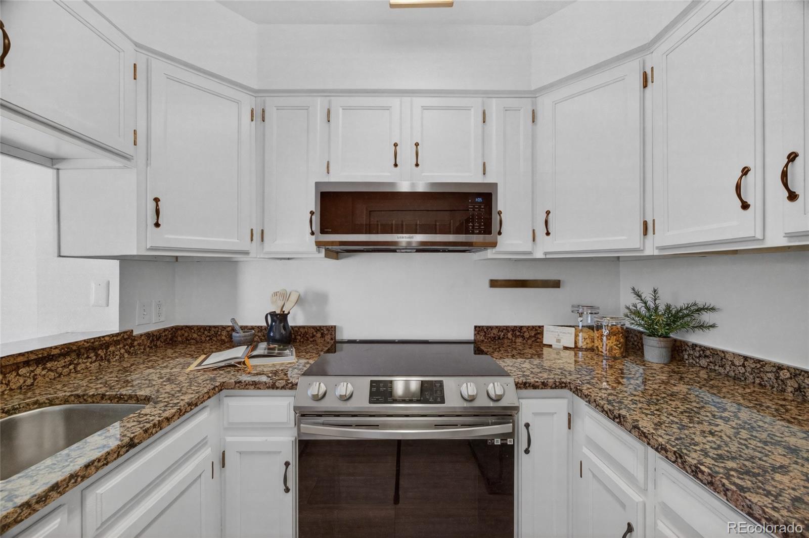 1811 S Quebec Way Denver CO 80231