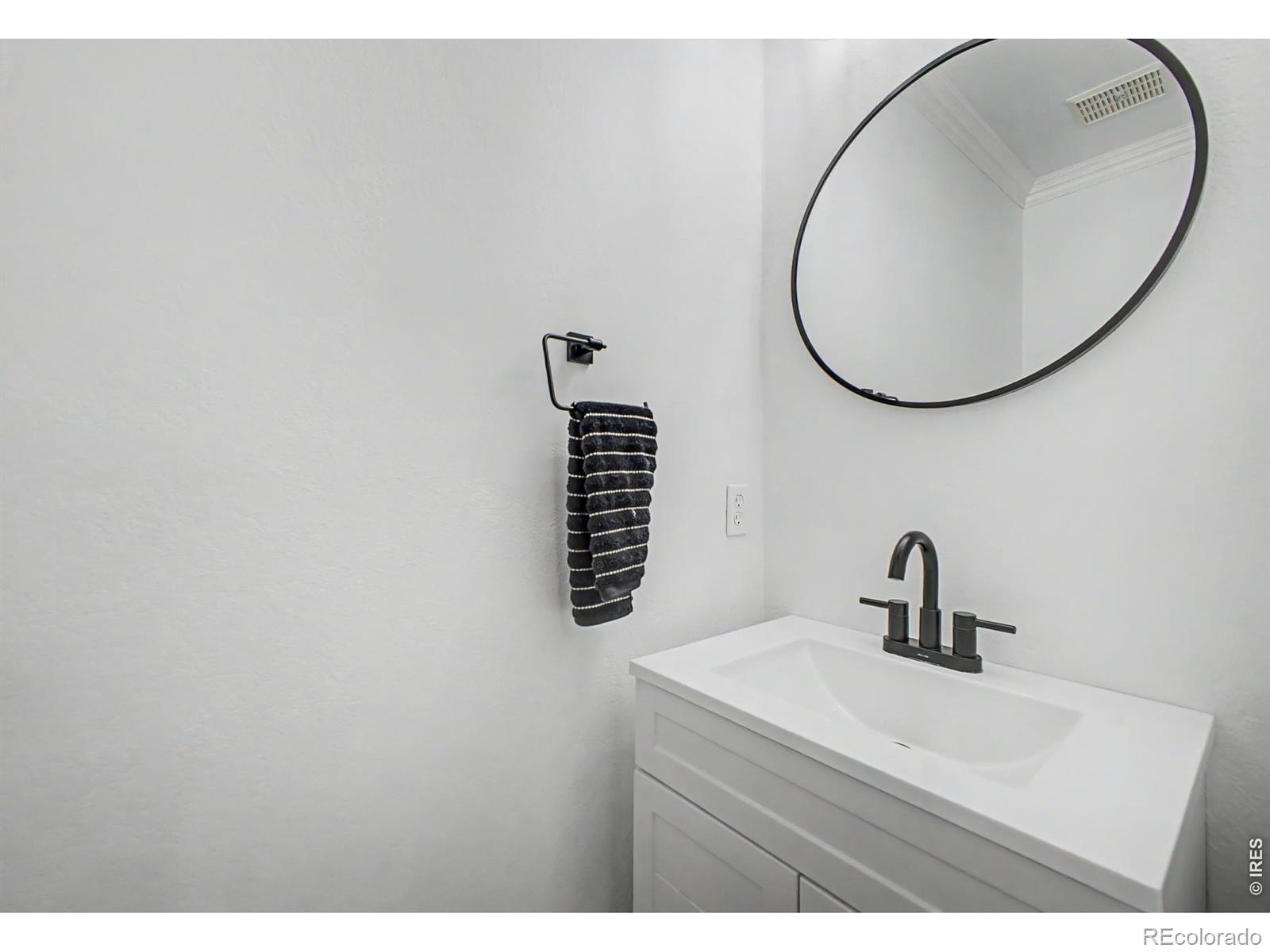 9525 W Coal Mine Avenue Littleton CO 80123