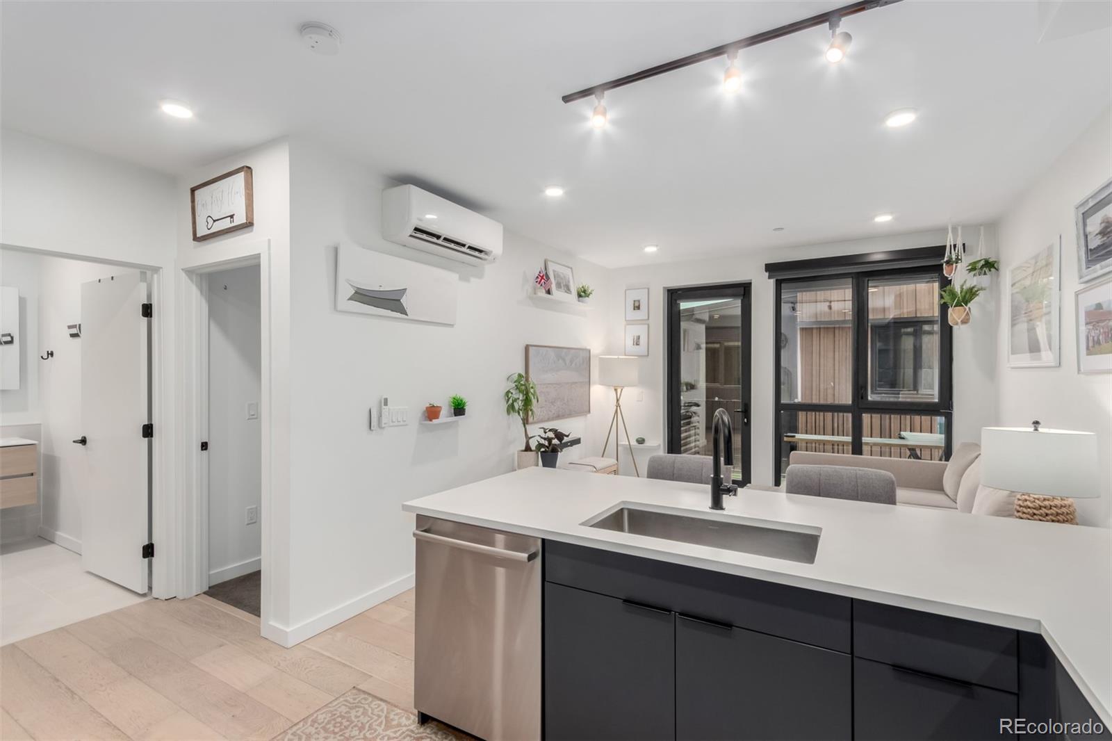1601 Park Avenue Denver CO 80218