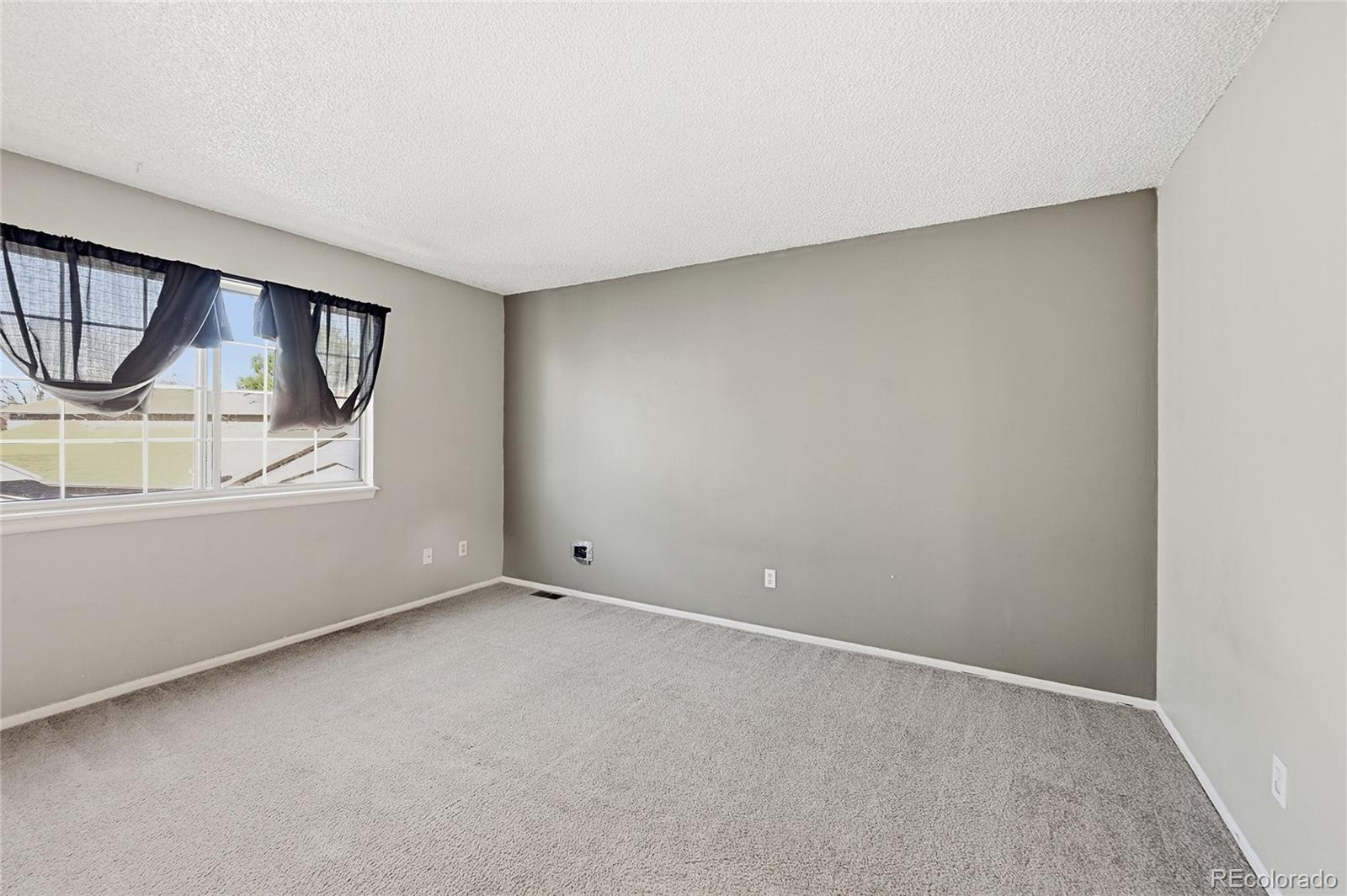 10008 Quivas Street Thornton CO 80260