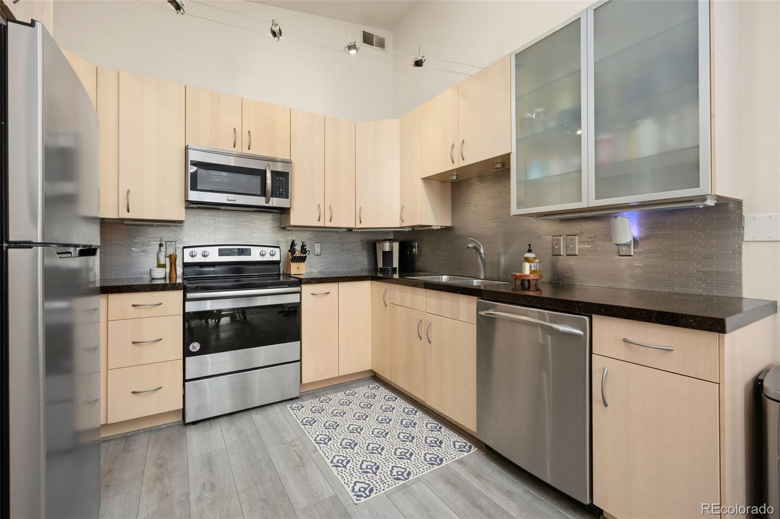 6922 W 87th Way Arvada CO 80003