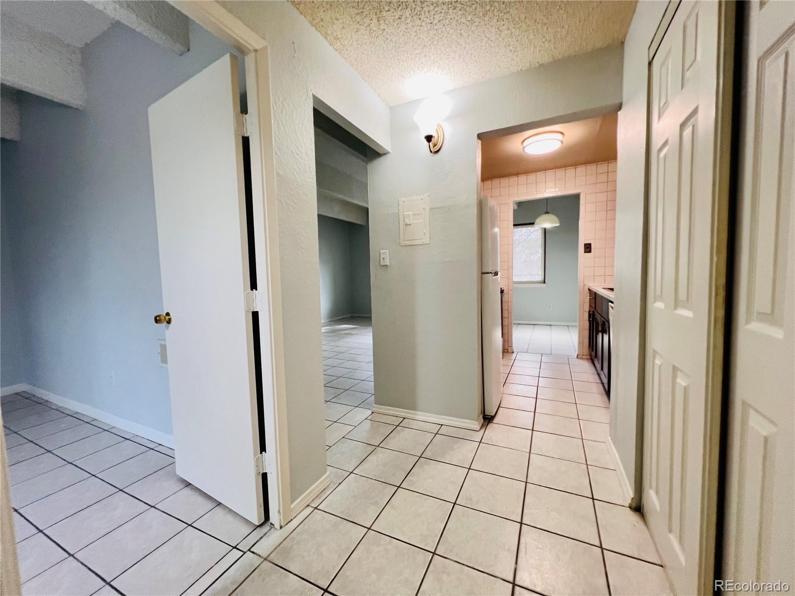 384 S Ironton Street Aurora CO 80012
