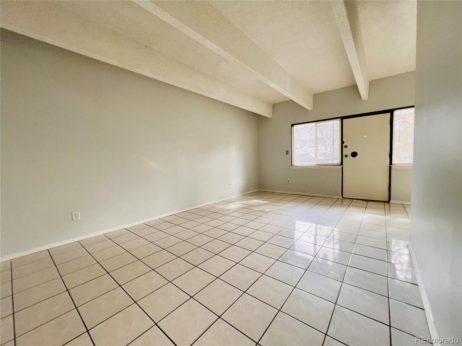 384 S Ironton Street Aurora CO 80012