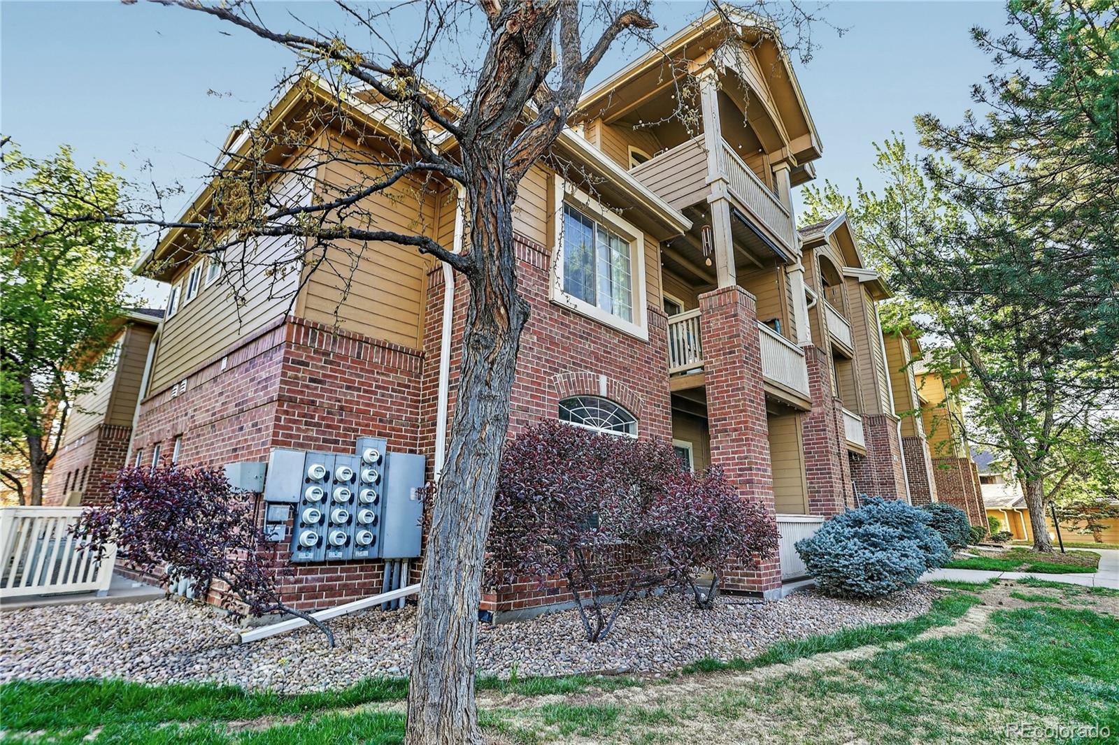 1631 W Canal Circle Littleton CO 80120