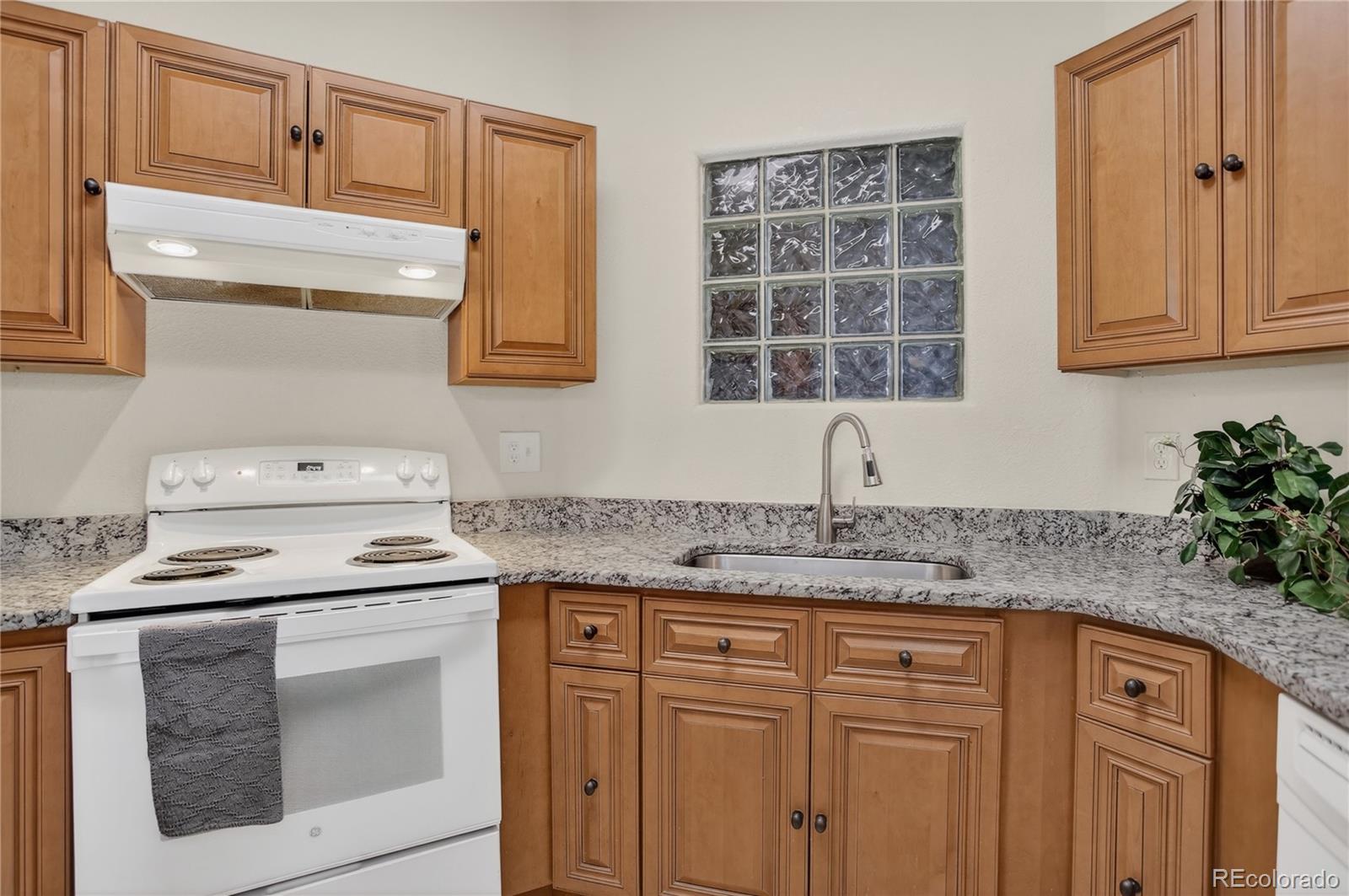 1631 W Canal Circle Littleton CO 80120