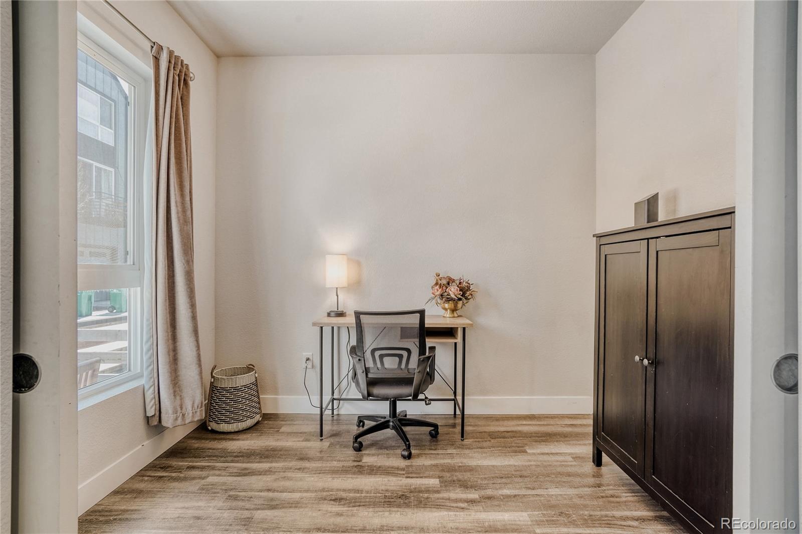 5594 W 10th Place Lakewood CO 80214