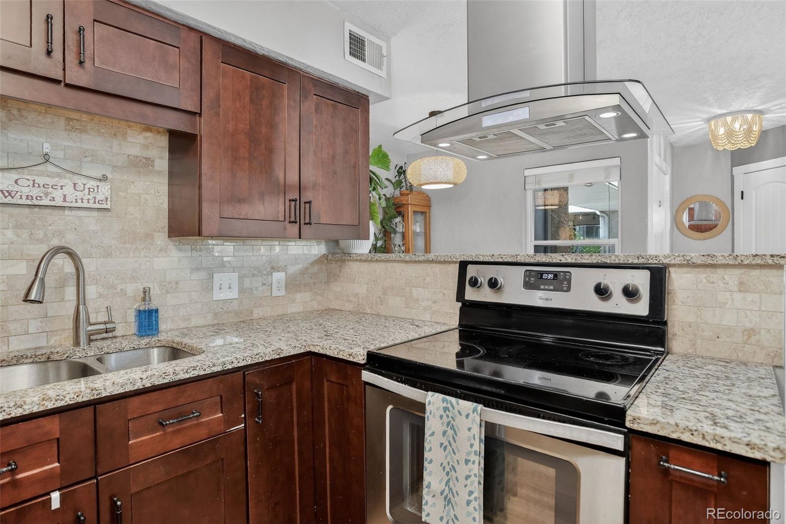 1830 Newland Court Lakewood CO 80214