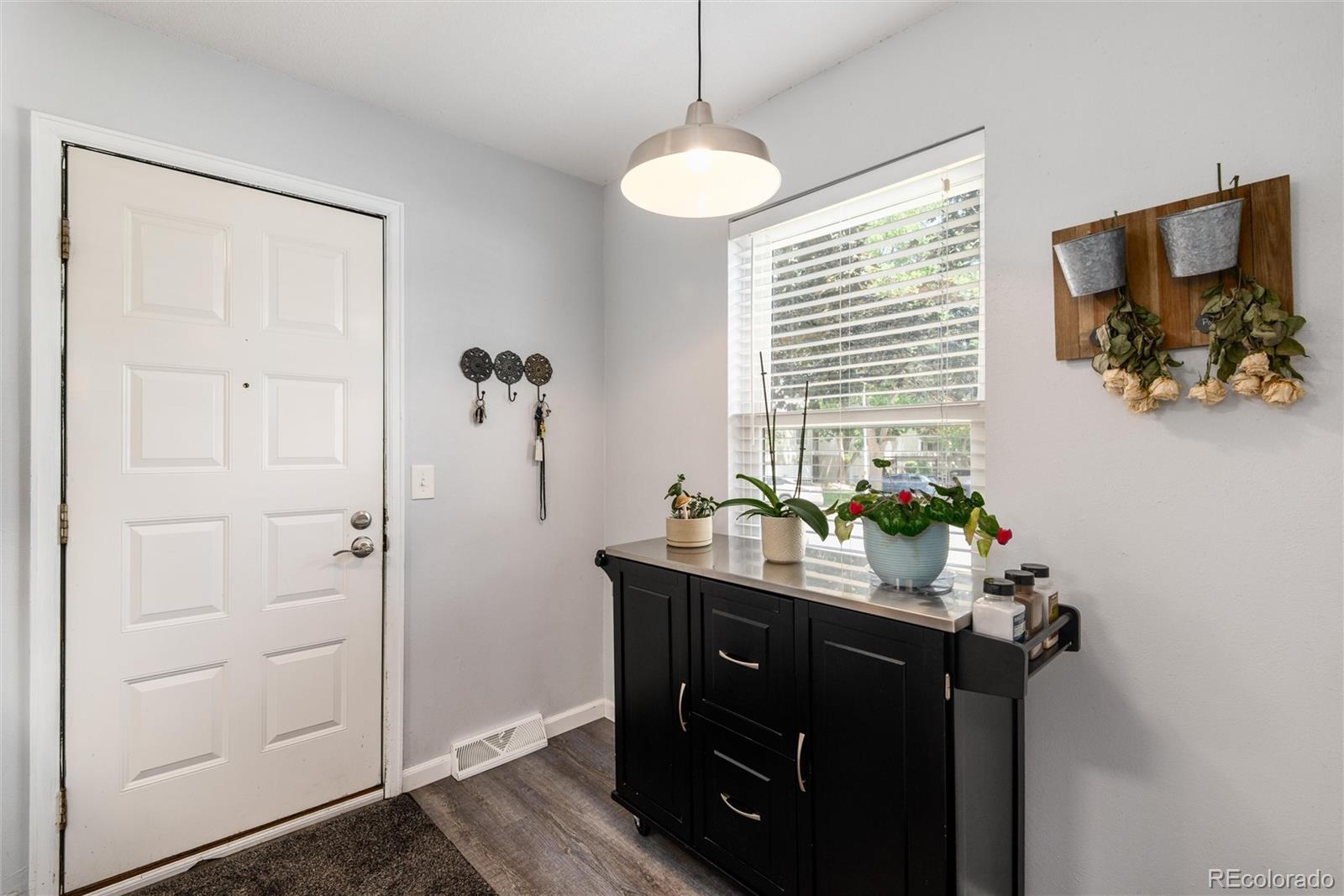 1537 S Owens Street Denver CO 80232