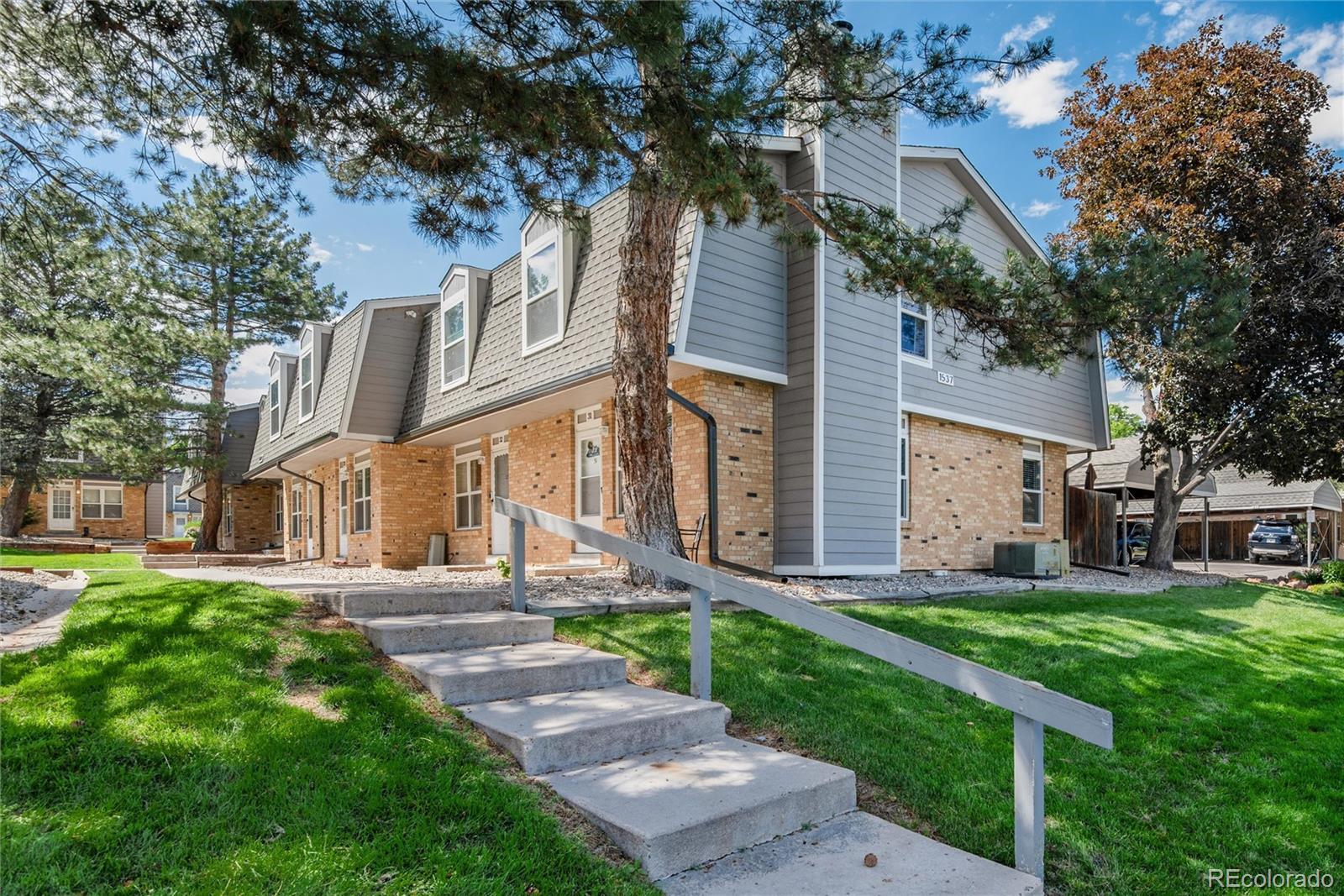 1537 S Owens Street Denver CO 80232