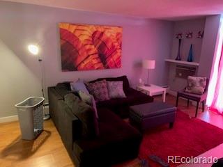 799 Dahlia Street Denver CO 80220