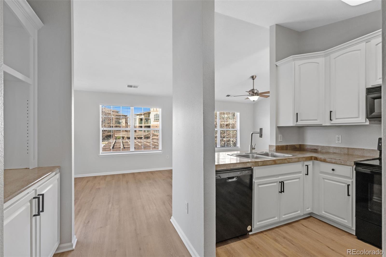 3884 S Dallas Circle Aurora CO 80014