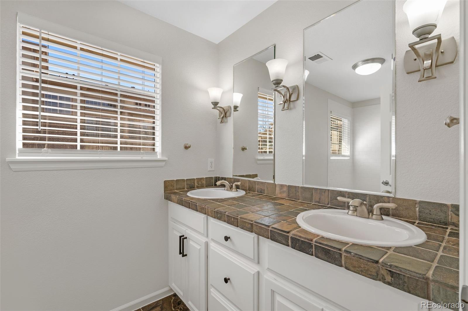 3884 S Dallas Circle Aurora CO 80014