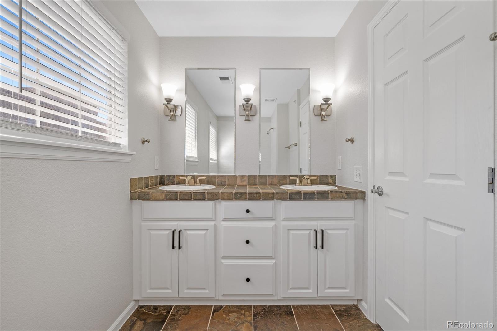 3884 S Dallas Circle Aurora CO 80014