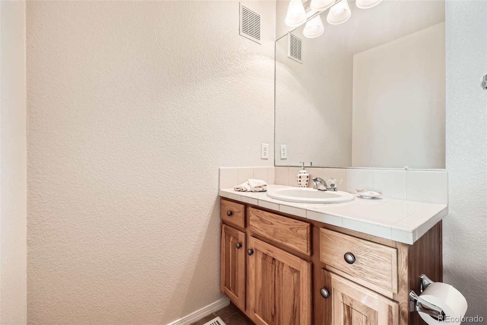 16366 E Fremont Avenue Aurora CO 80016