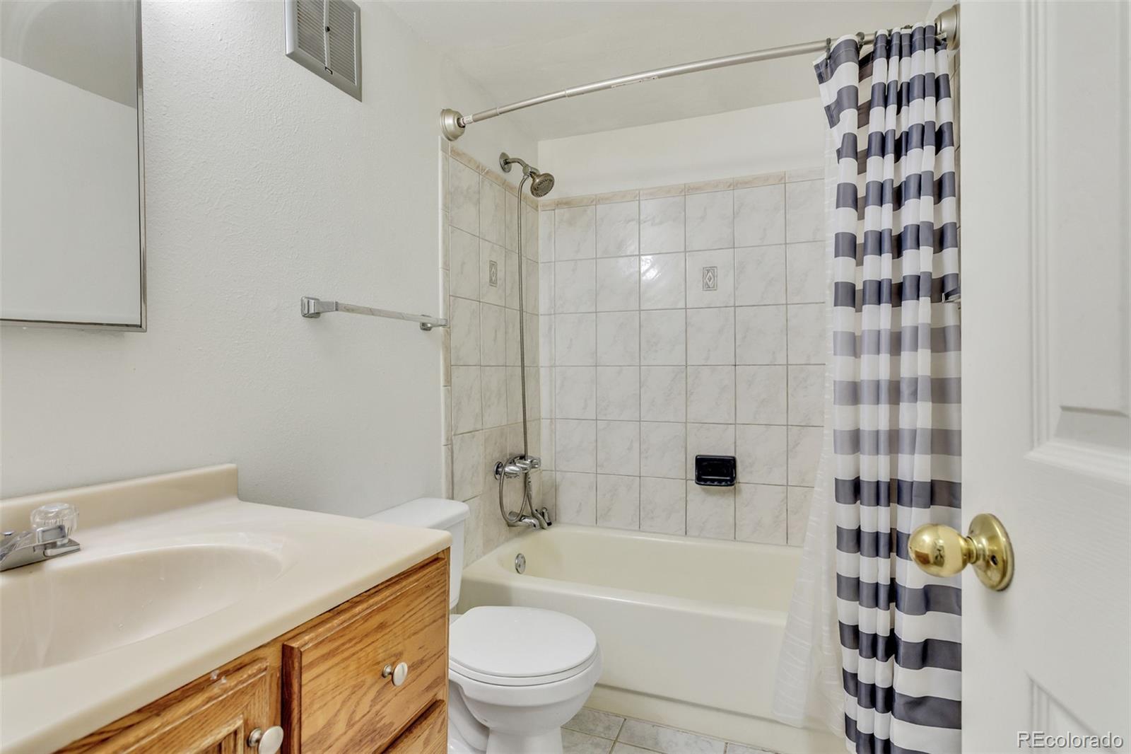 2471 S Xanadu Way Aurora CO 80014