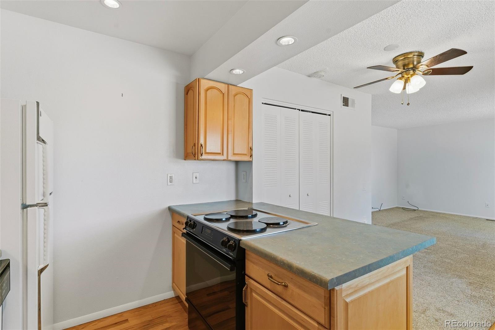 3351 S Field Street Lakewood CO 80227