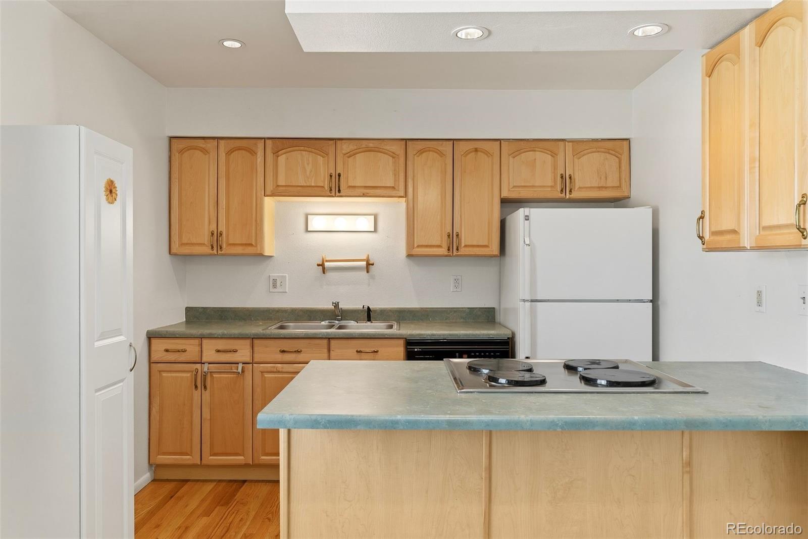 3351 S Field Street Lakewood CO 80227
