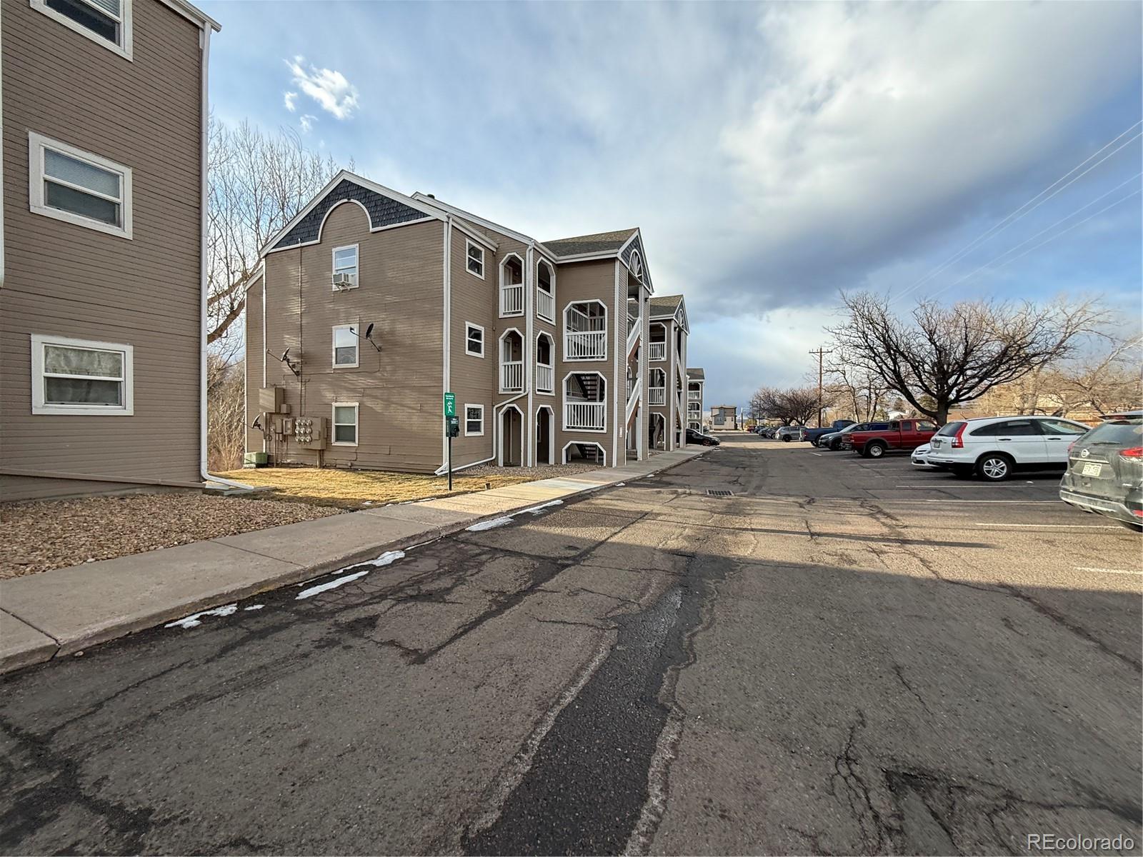 1211 S Gilbert Street Castle Rock CO 80104