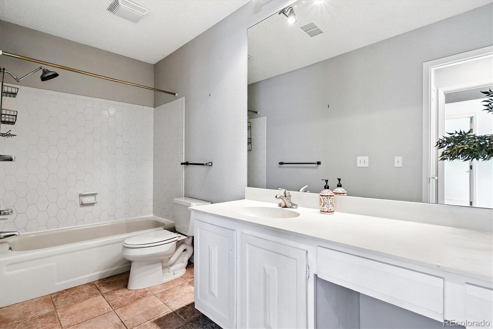 2770 S Elmira Street Denver CO 80231