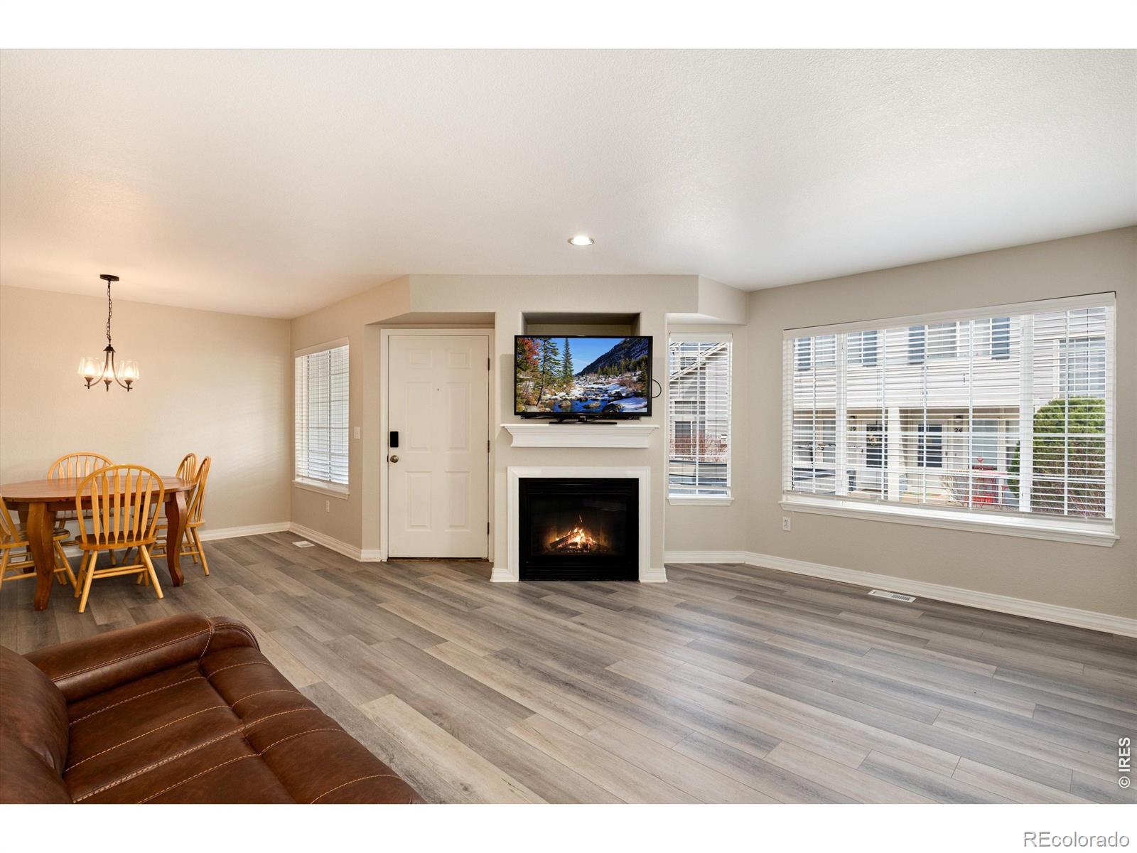 1419 Red Mountain Drive Longmont CO 80504