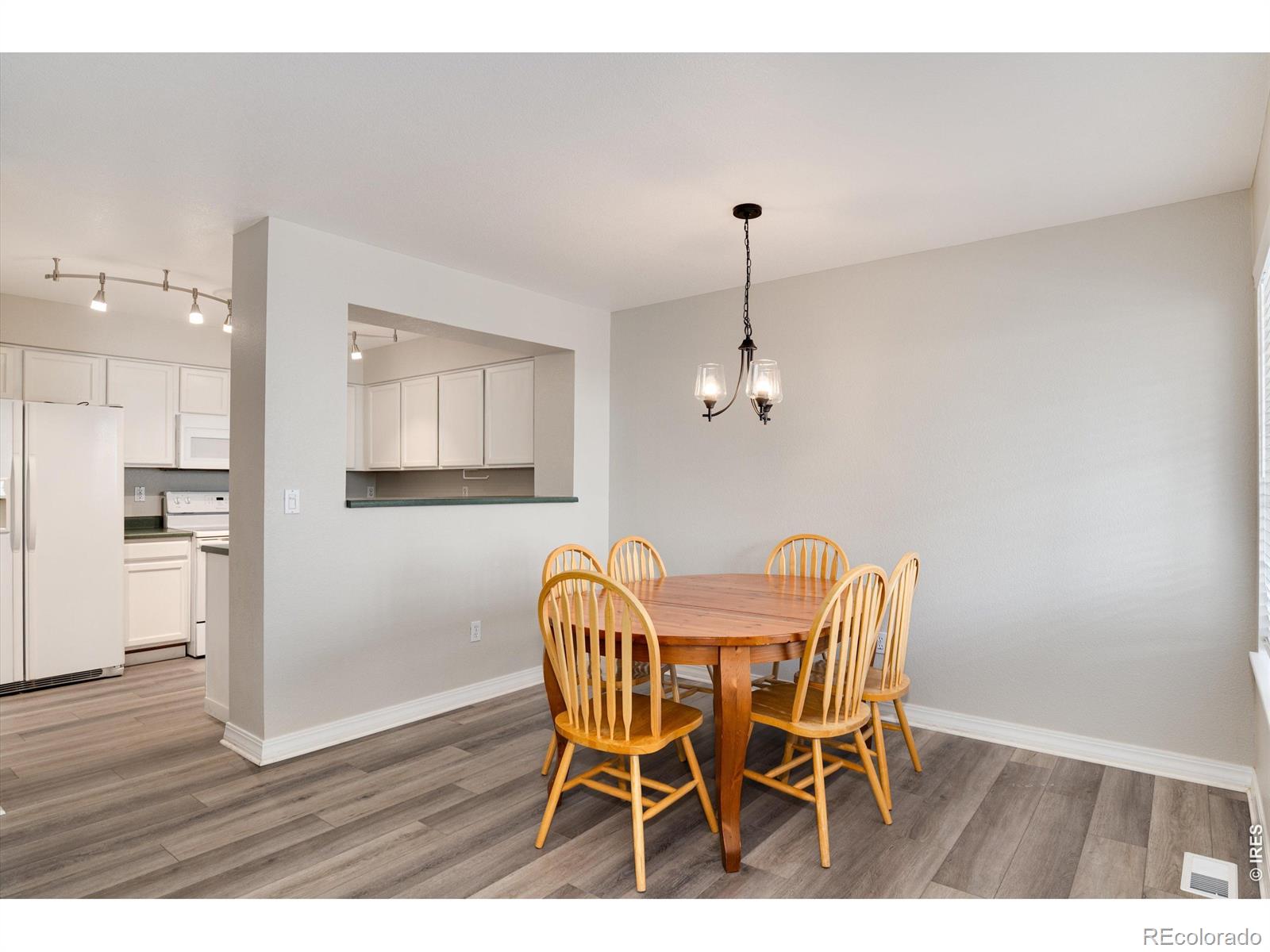 1419 Red Mountain Drive Longmont CO 80504