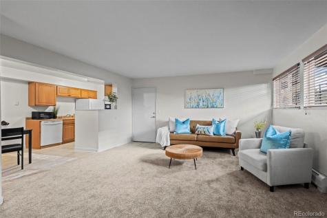 381 S Ames Street Lakewood CO 80226