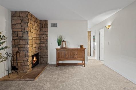 381 S Ames Street Lakewood CO 80226
