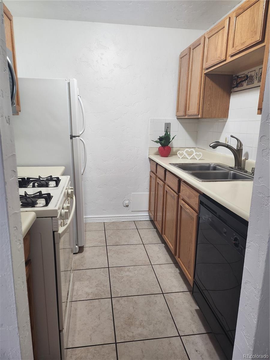 10722 E Exposition Avenue Aurora CO 80012