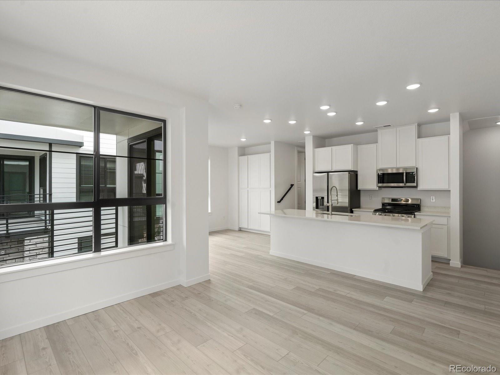 2060 S Holly Street Denver CO 80222