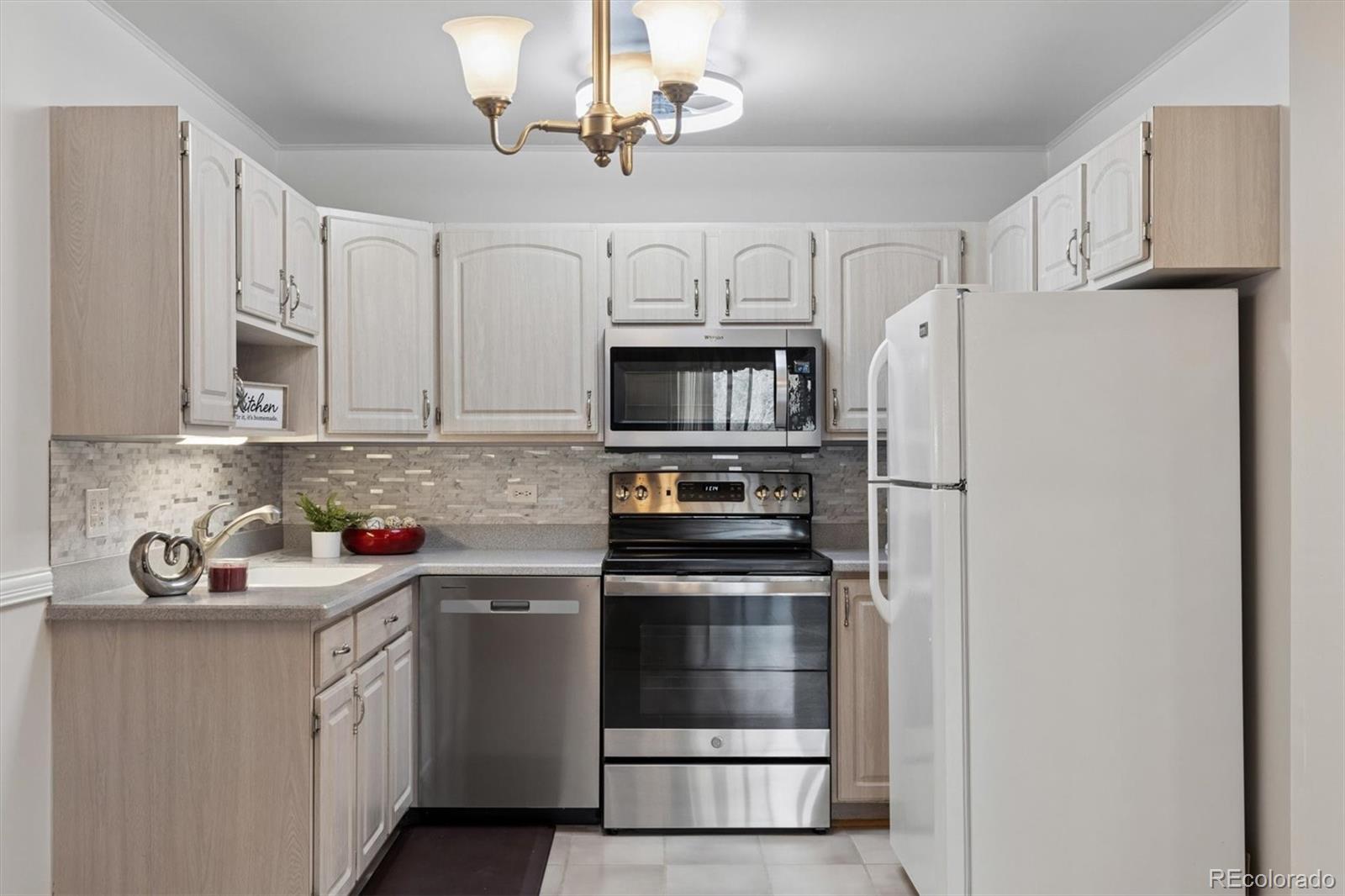 615 S Alton Way Denver CO 80247